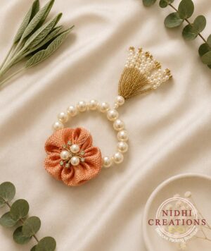Peach Flower Pearl Bracelet